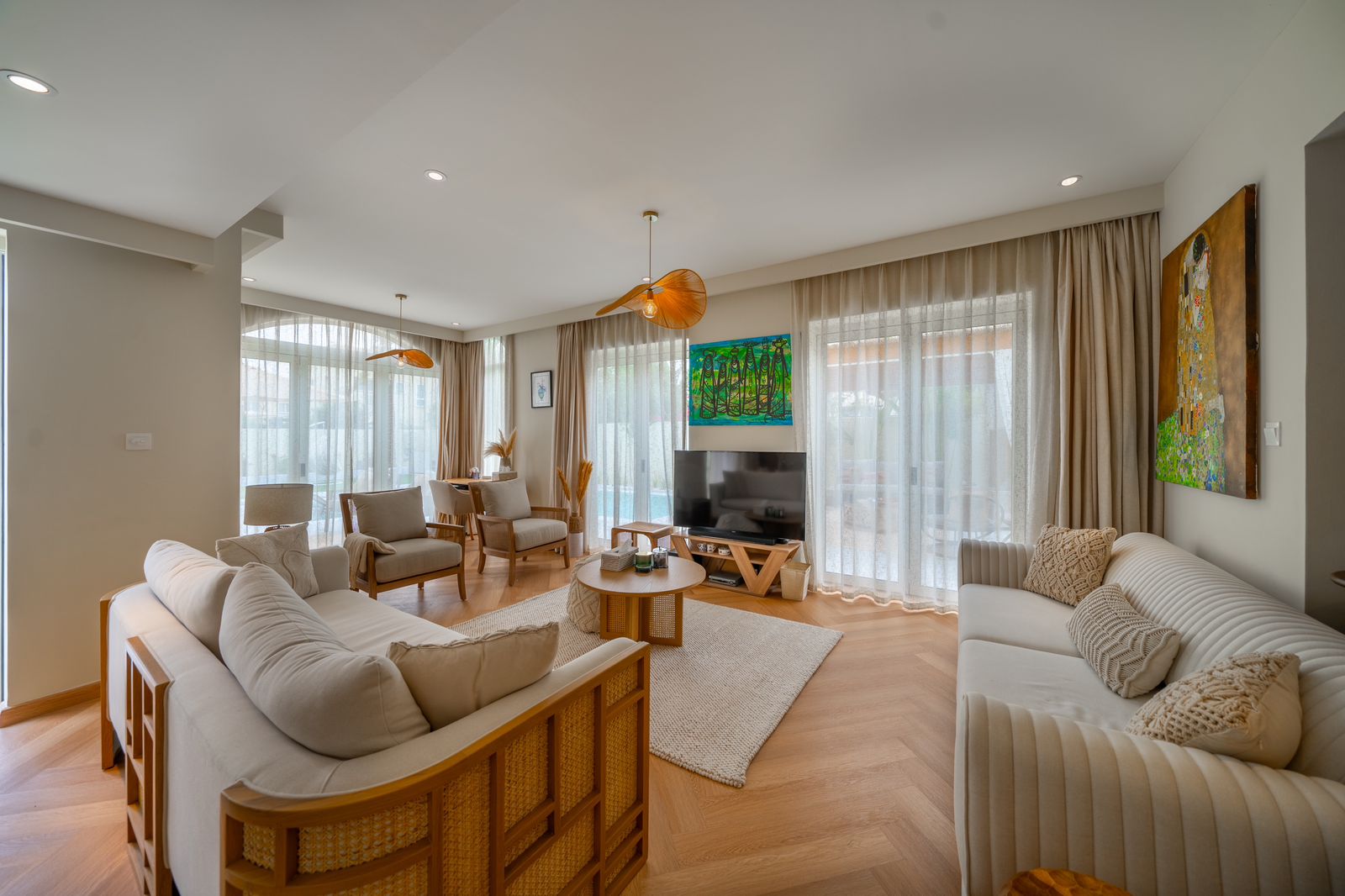 Luxury villa interior fitout — Palm Jumeirah Dubai